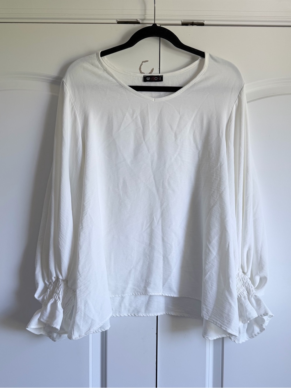 Lightweight White Long-Sleeve Blouse with Ruffle Cuffs